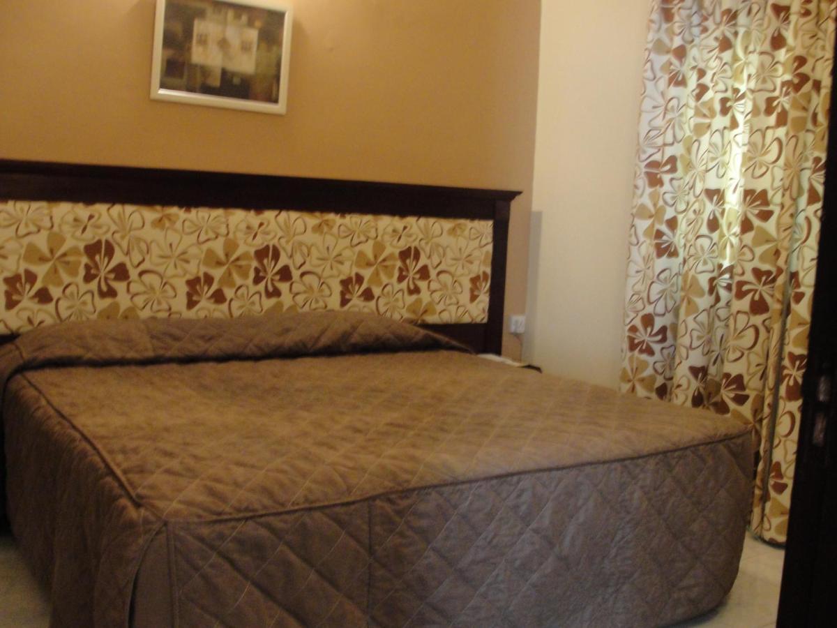 שארג'ה Summer Land Hotel Apartment מראה חיצוני תמונה