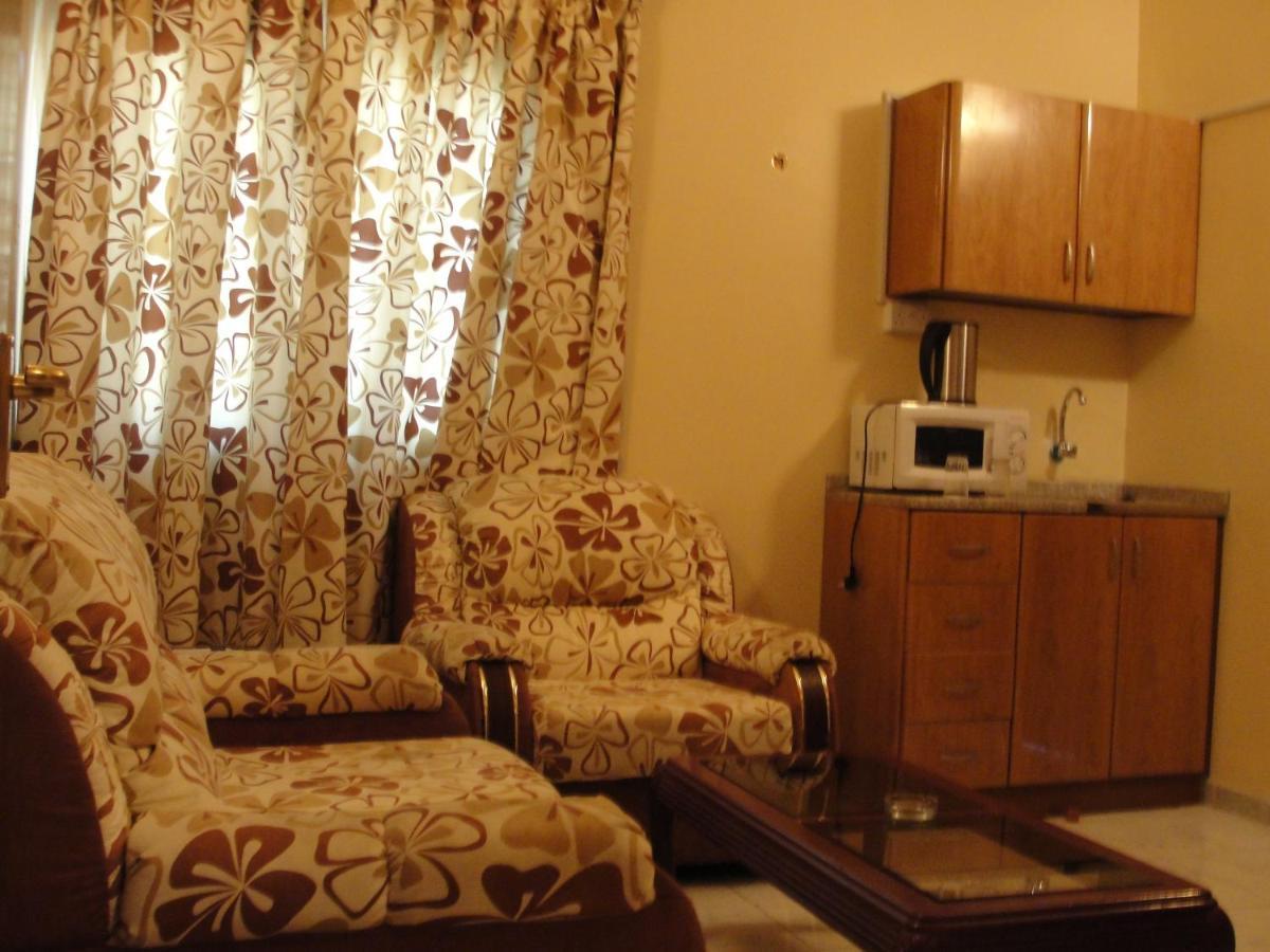 שארג'ה Summer Land Hotel Apartment מראה חיצוני תמונה