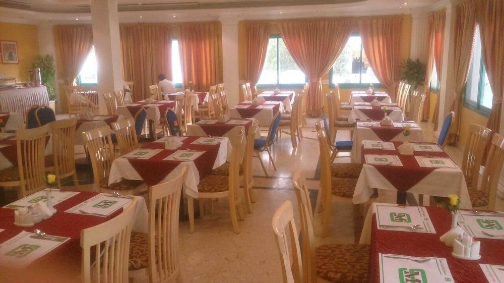 שארג'ה Summer Land Hotel Apartment מראה חיצוני תמונה