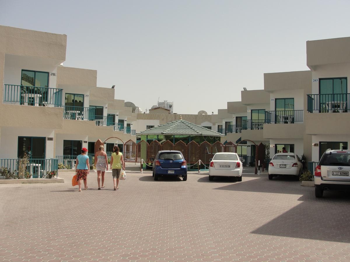שארג'ה Summer Land Hotel Apartment מראה חיצוני תמונה