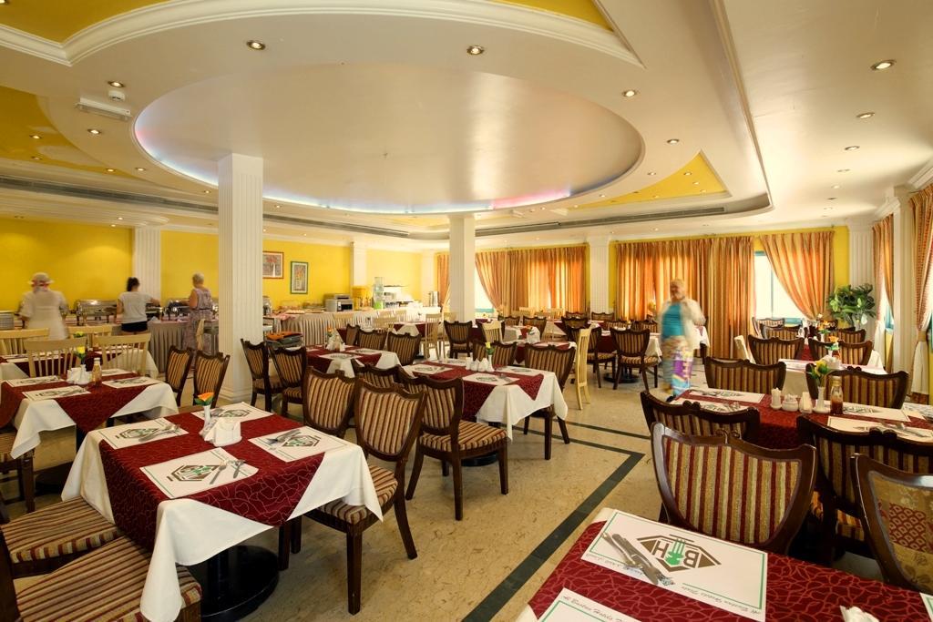 שארג'ה Summer Land Hotel Apartment מראה חיצוני תמונה
