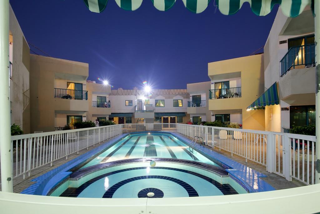 שארג'ה Summer Land Hotel Apartment מראה חיצוני תמונה